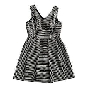 Taylor Black &‎ White Striped Dress Size Large